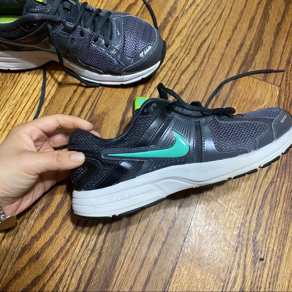 NIKE running sneakers size 8 - Picture 10 of 12